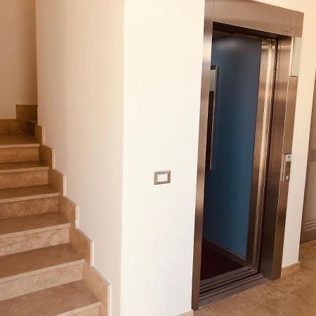 Fco Luxury Apartments フィウミチーノ エクステリア 写真