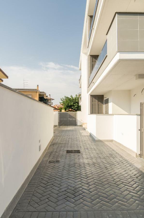 Fco Luxury Apartments フィウミチーノ エクステリア 写真